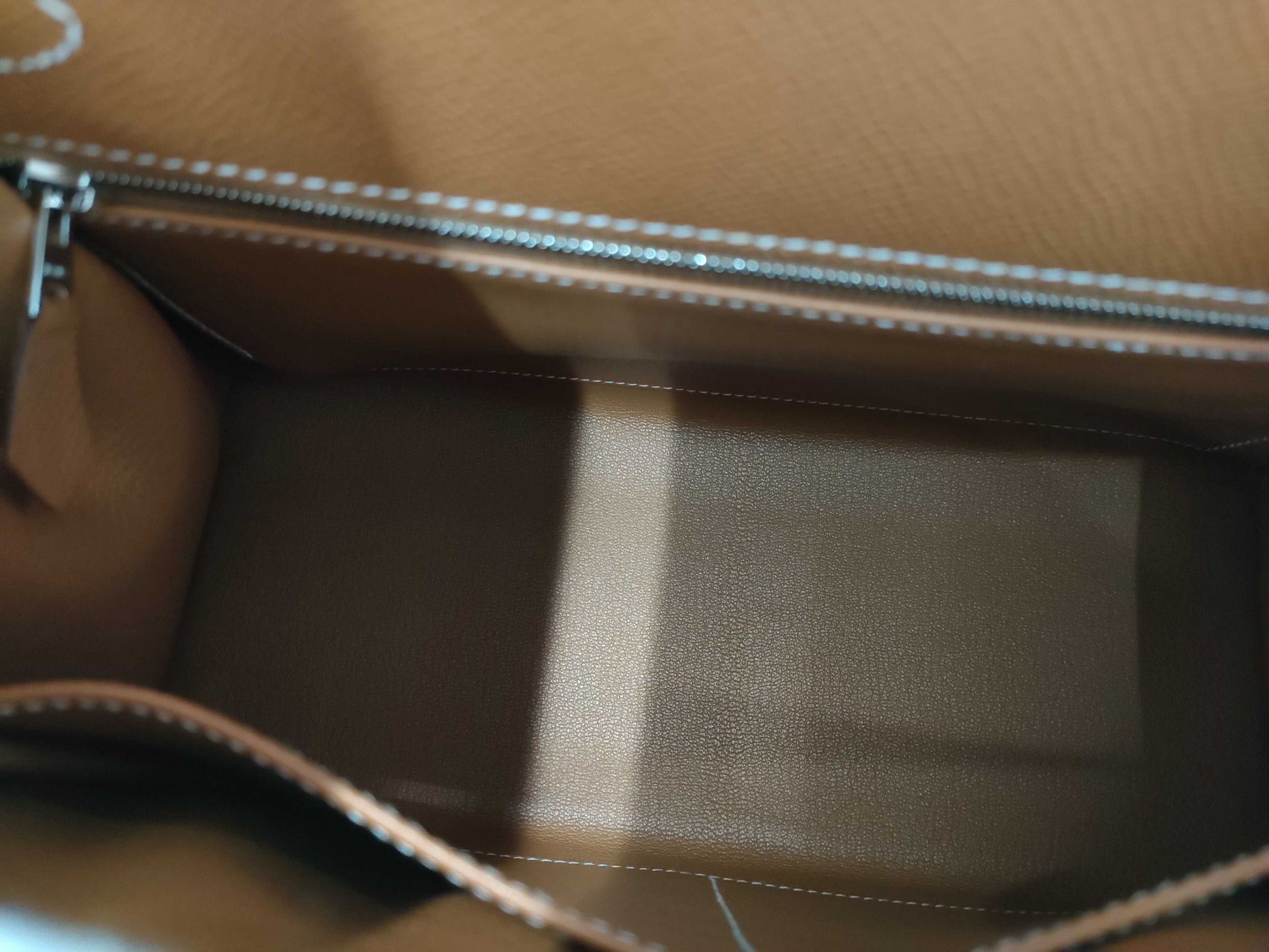 HERMES Kelly 28 Epsom Gold with Silver Hardware and Silver-Tone W Stamp
