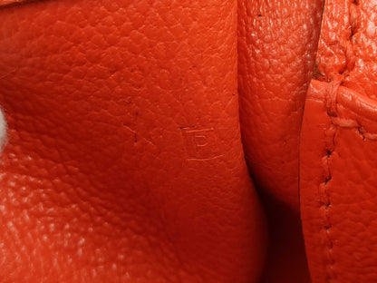 HERMES Etrivelte Taurillon Clemence Handbag with P Stamp
