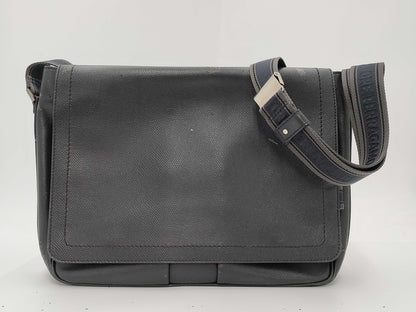 Salvatore Ferragamo Ferragamo Leather Shoulder Bag Black Shoulder Bag