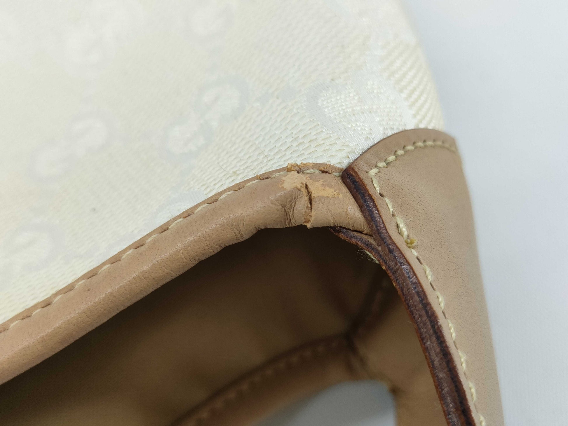 GUCCI Jackie GG pattern shoulder bag