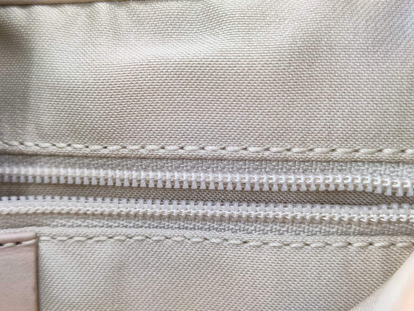 GUCCI Jackie GG pattern shoulder bag