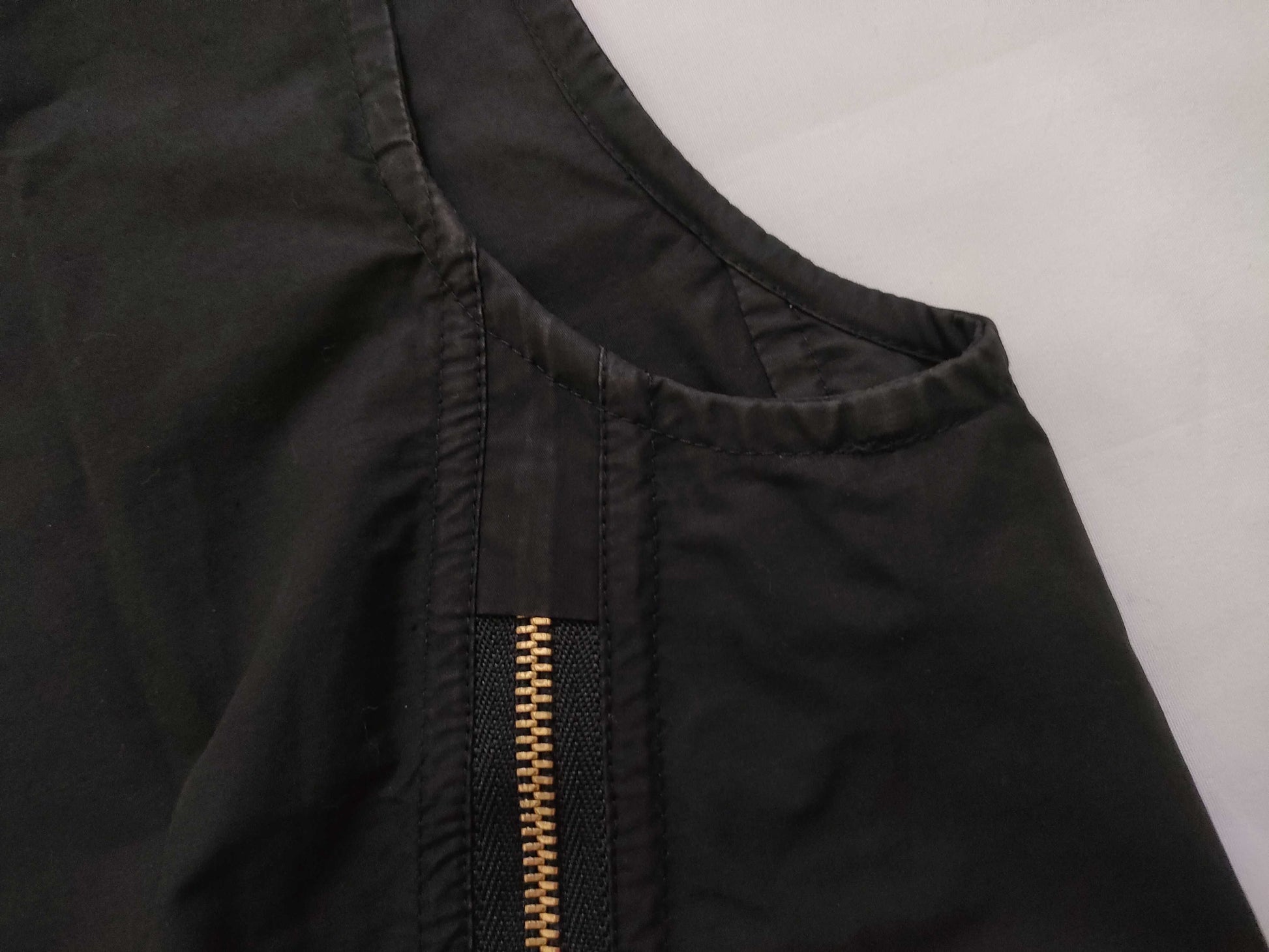 CELINE Celine Phoebe period sleeveless vest top