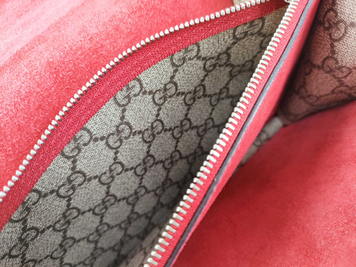 GUCCI GG Dionysus Small Shoulder Bag 400249