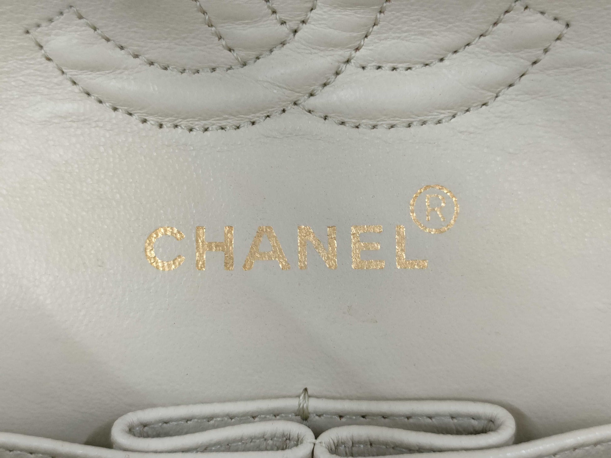 CHANEL Matelasse Chain Shoulder Bag 23, White Lambskin
