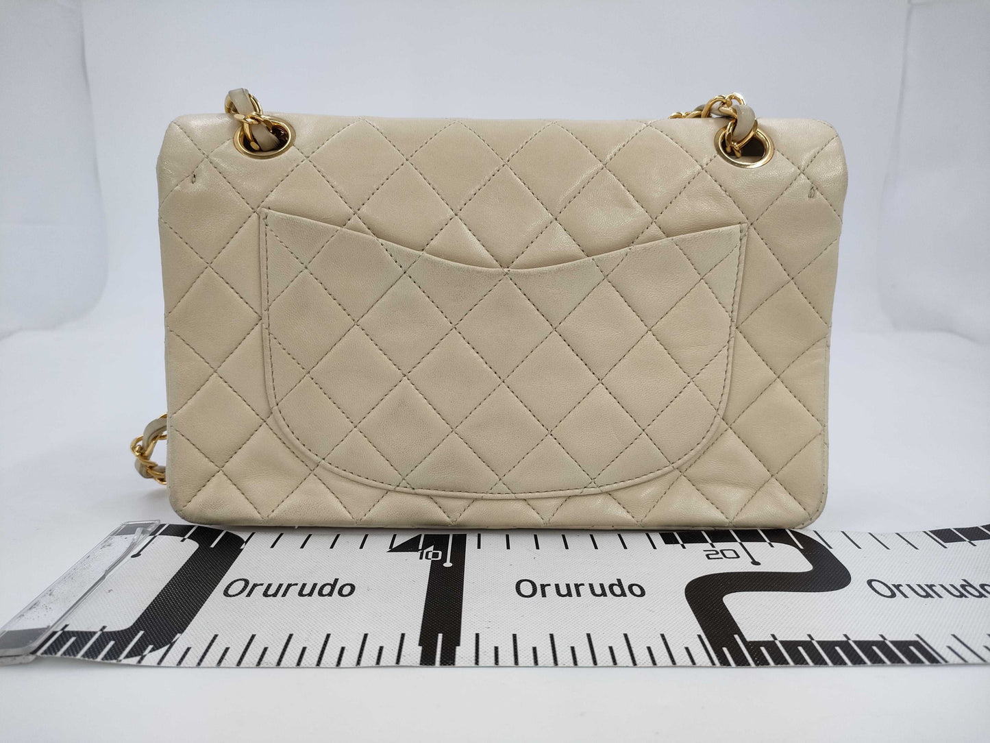 CHANEL Matelasse Chain Shoulder Bag 23, White Lambskin