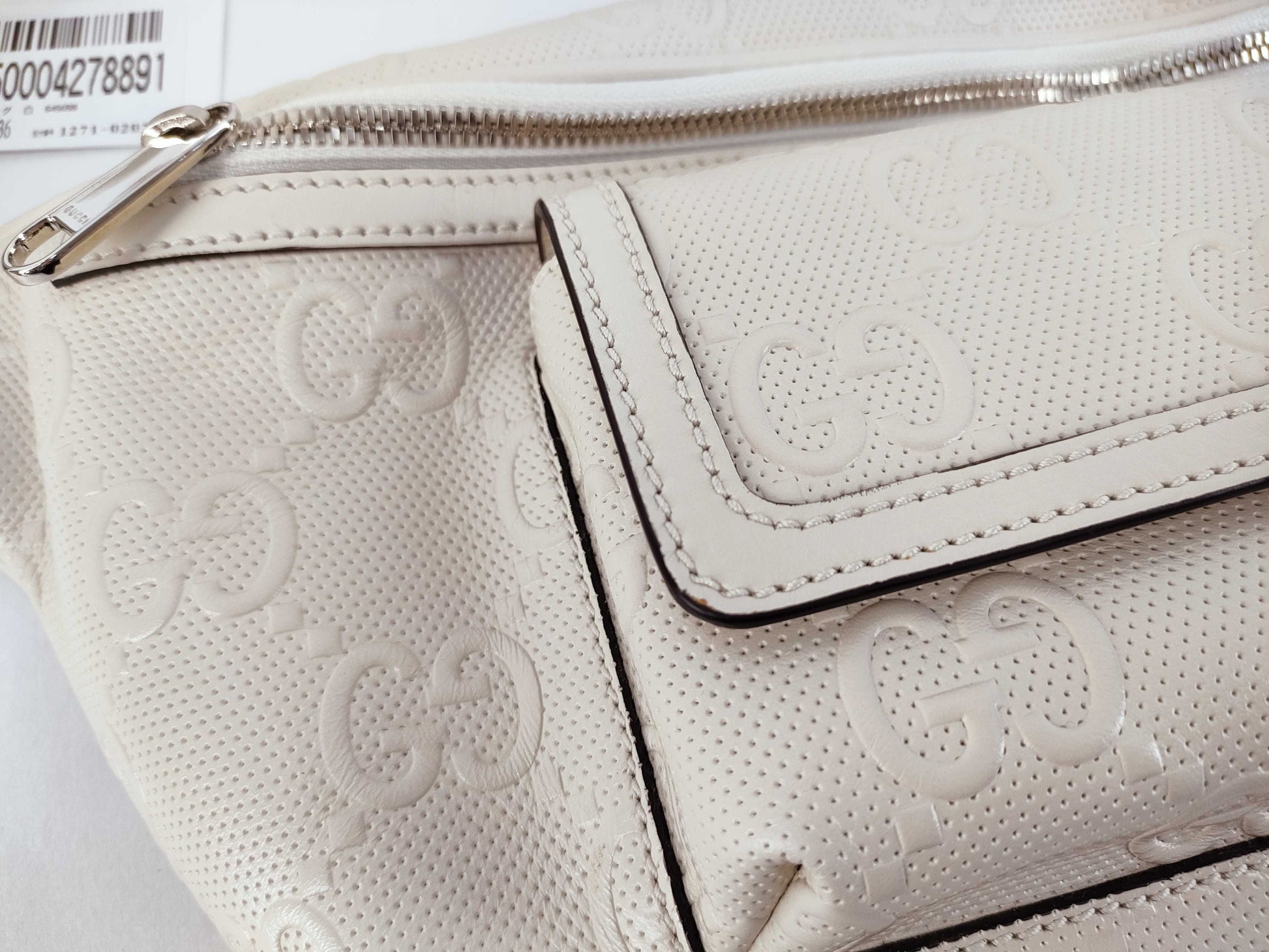 GUCCI Guccissima Body Bag White 645098 Waist Bag