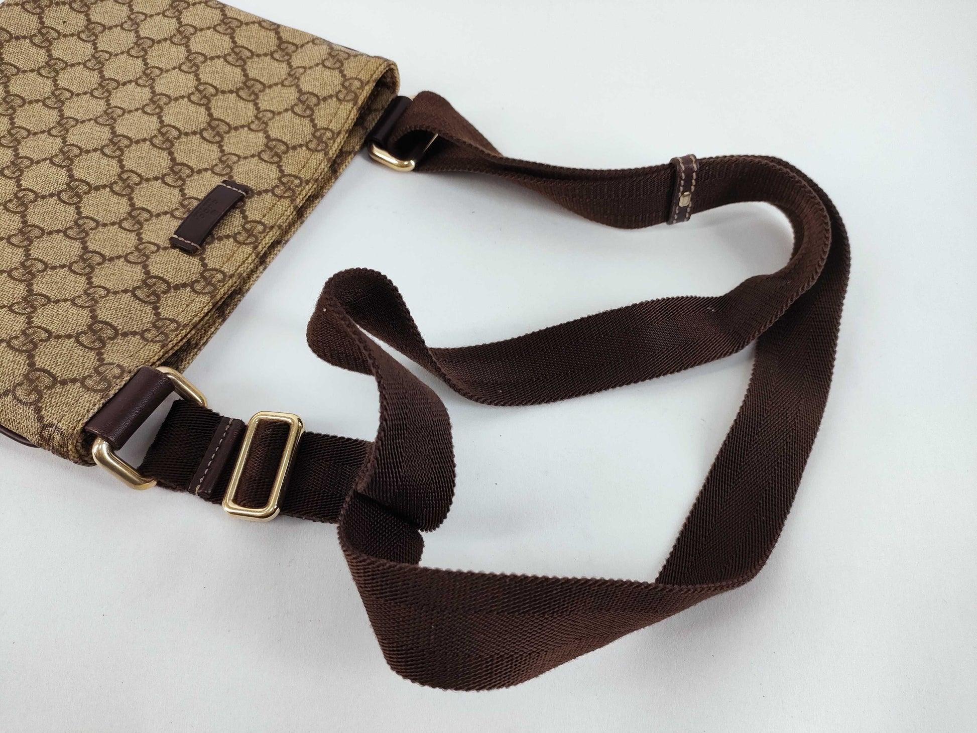GUCCI GG Supreme Brown Shoulder Bag