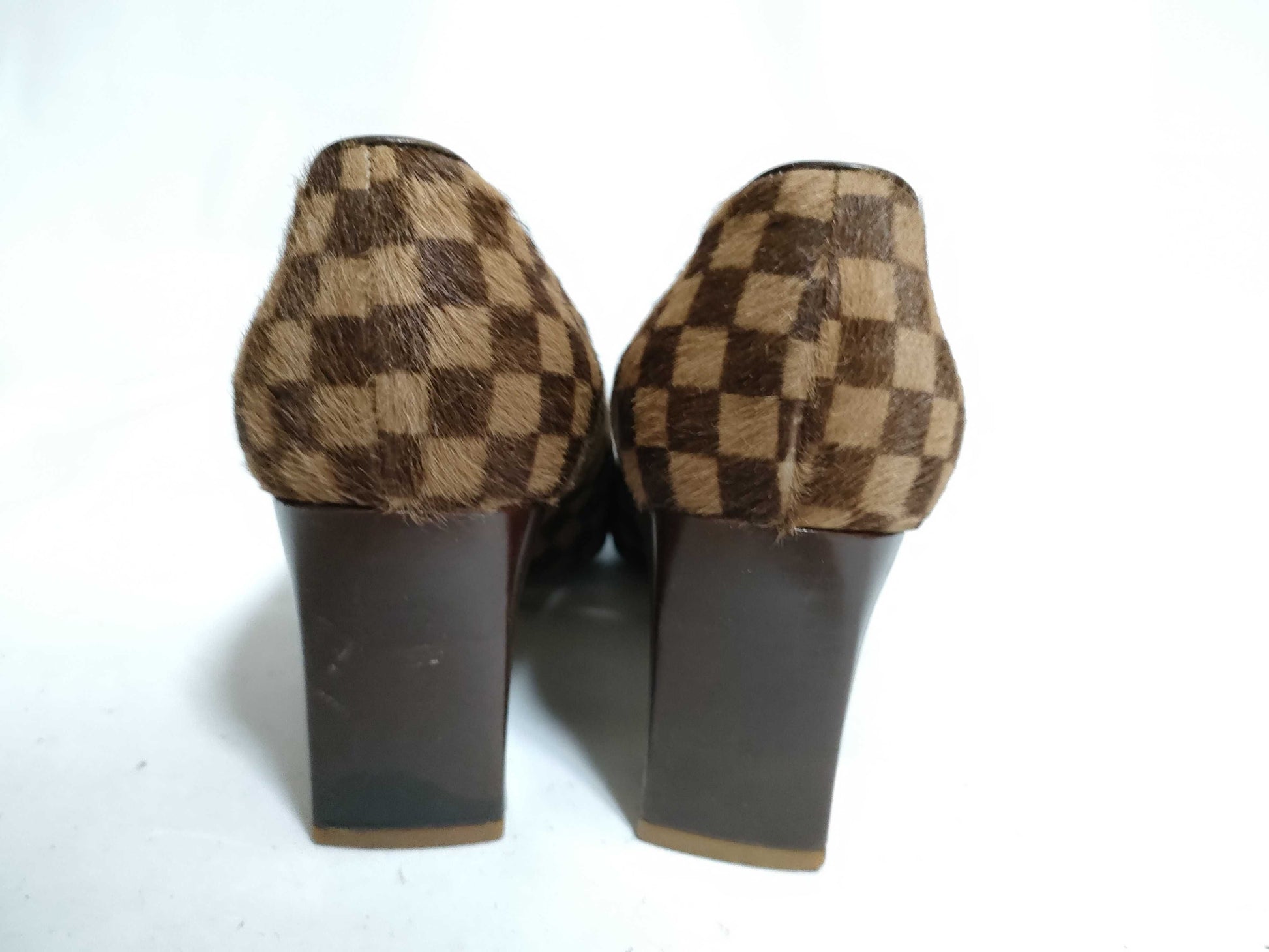 LOUIS VUITTON Damier Louis Vuitton Pumps