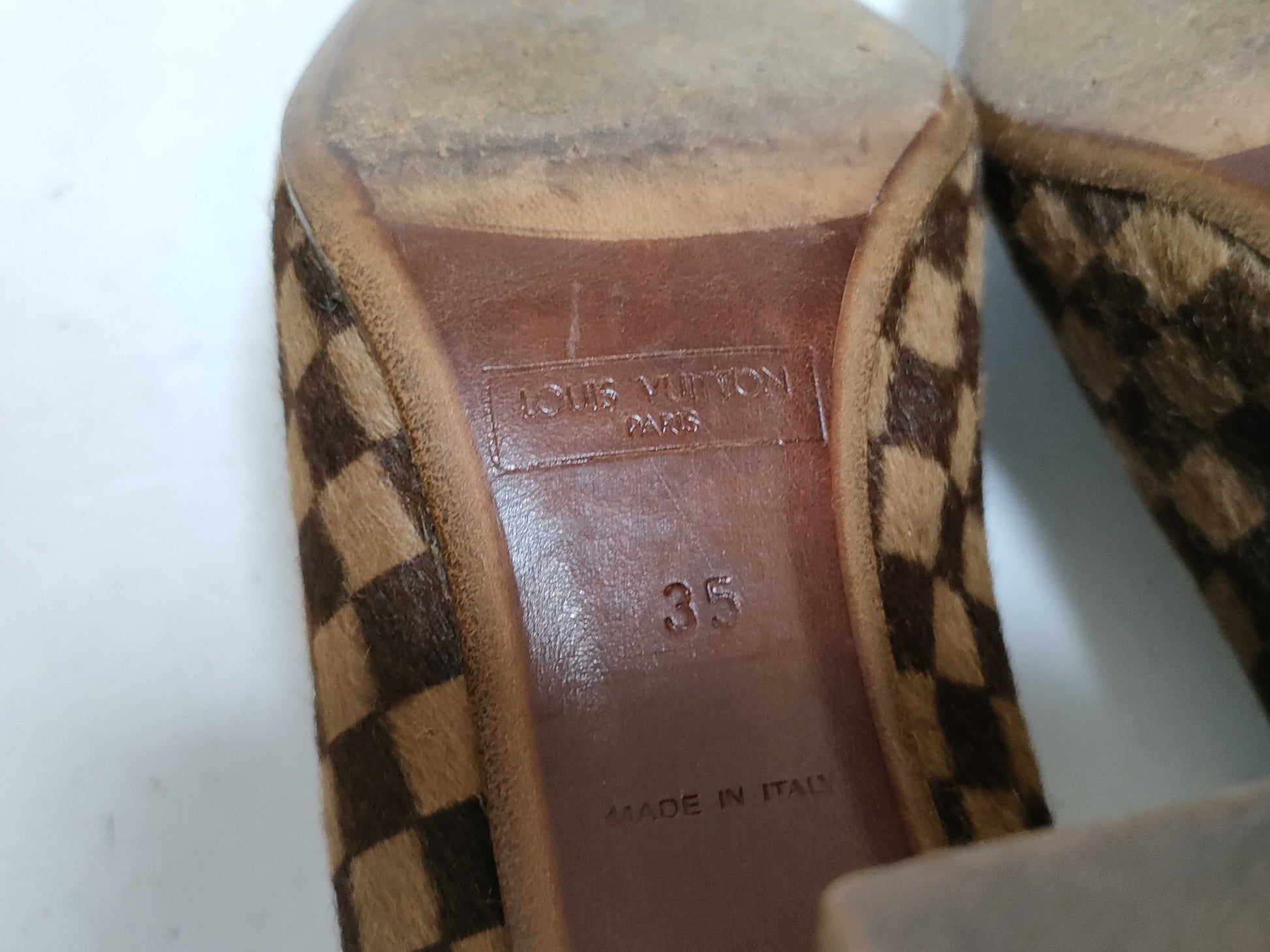 LOUIS VUITTON Damier Louis Vuitton Pumps