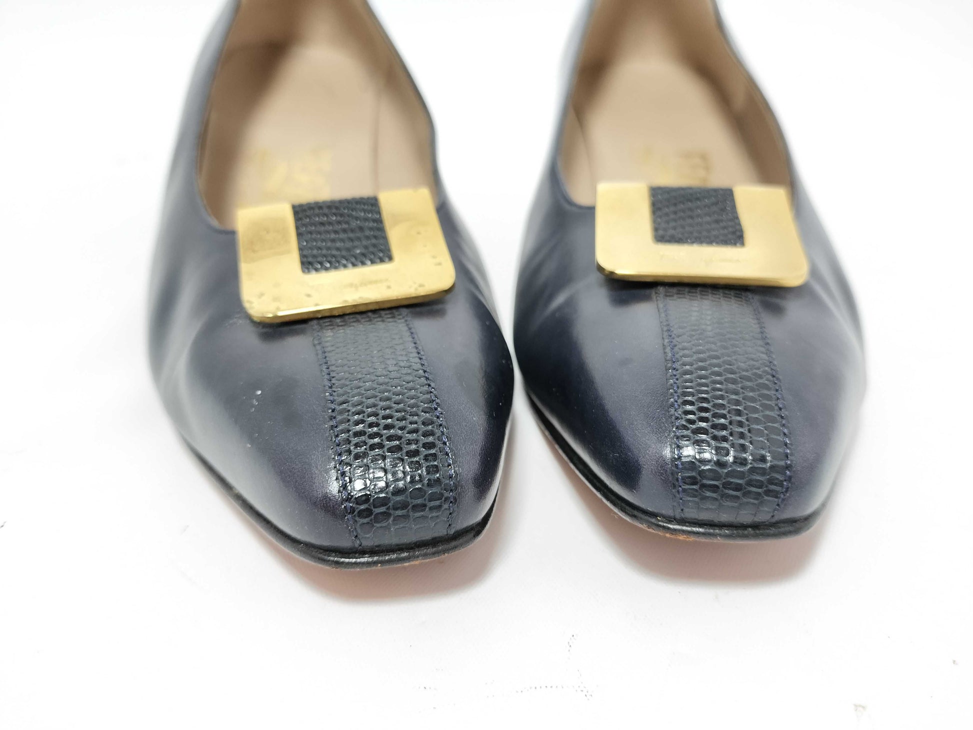 Salvatore Ferragamo Vara Pumps