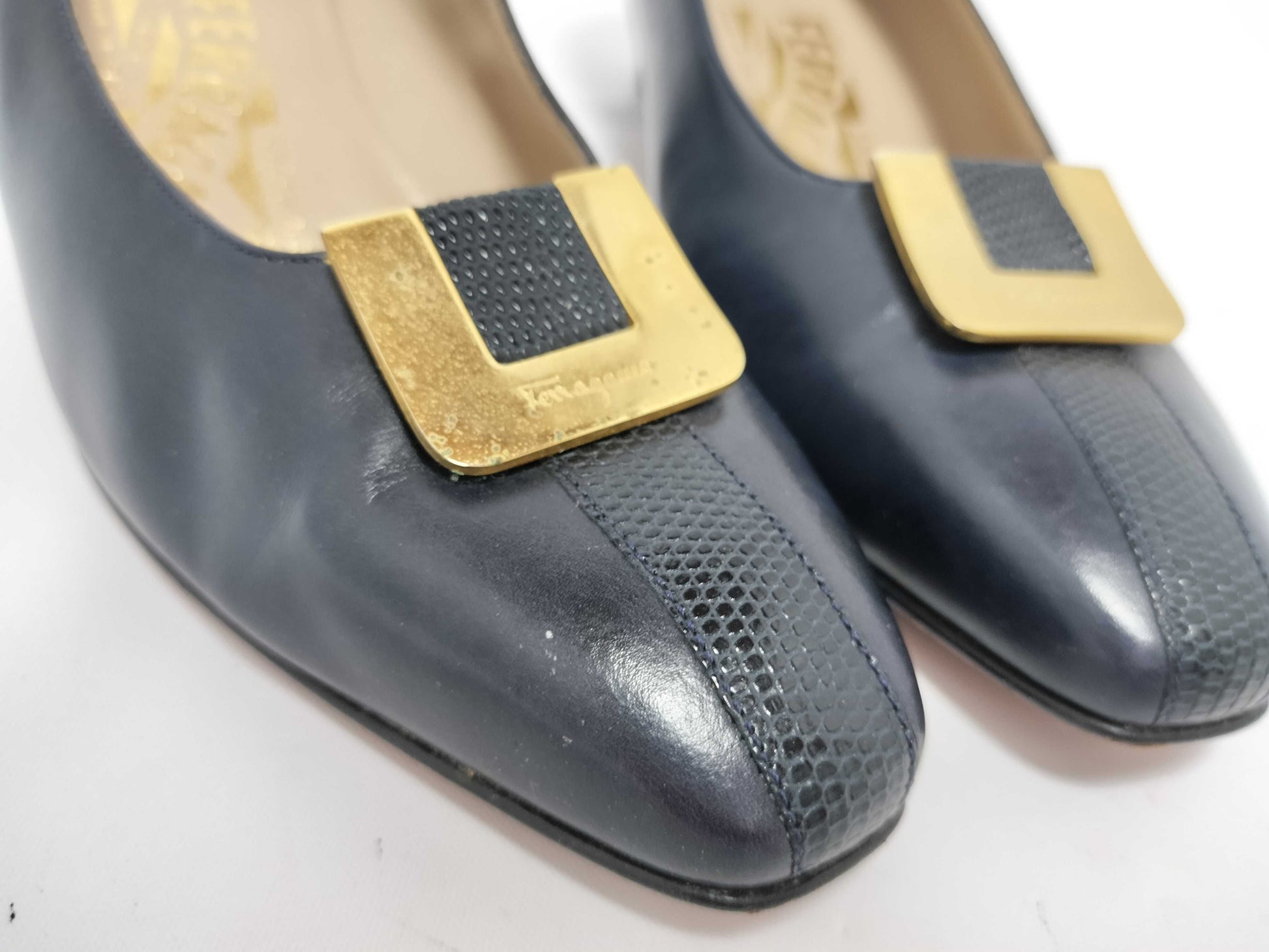 Salvatore Ferragamo Vara Pumps