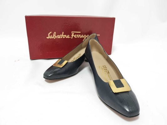 Salvatore Ferragamo Vara Pumps