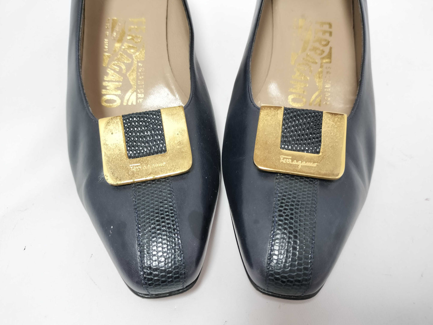 Salvatore Ferragamo Vara Pumps