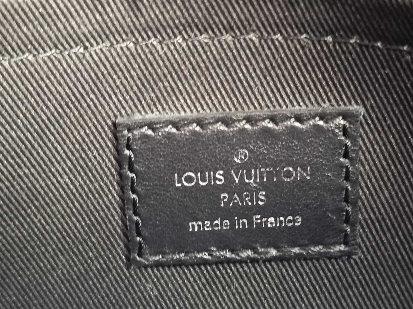 LOUIS VUITTON Monogram Empreinte Steamer Messenger Bag M57307 Monogram Empreinte Black Shoulder Bag