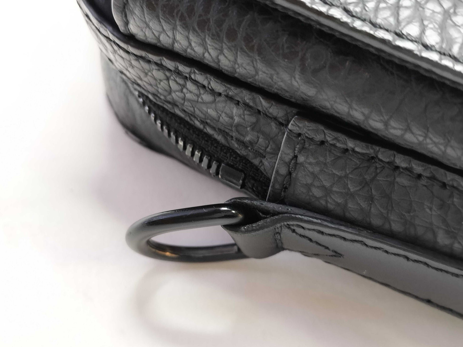 LOUIS VUITTON Monogram Empreinte Steamer Messenger Bag M57307 Monogram Empreinte Black Shoulder Bag