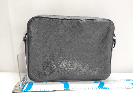 LOUIS VUITTON Monogram Empreinte Steamer Messenger Bag M57307 Monogram Empreinte Black Shoulder Bag