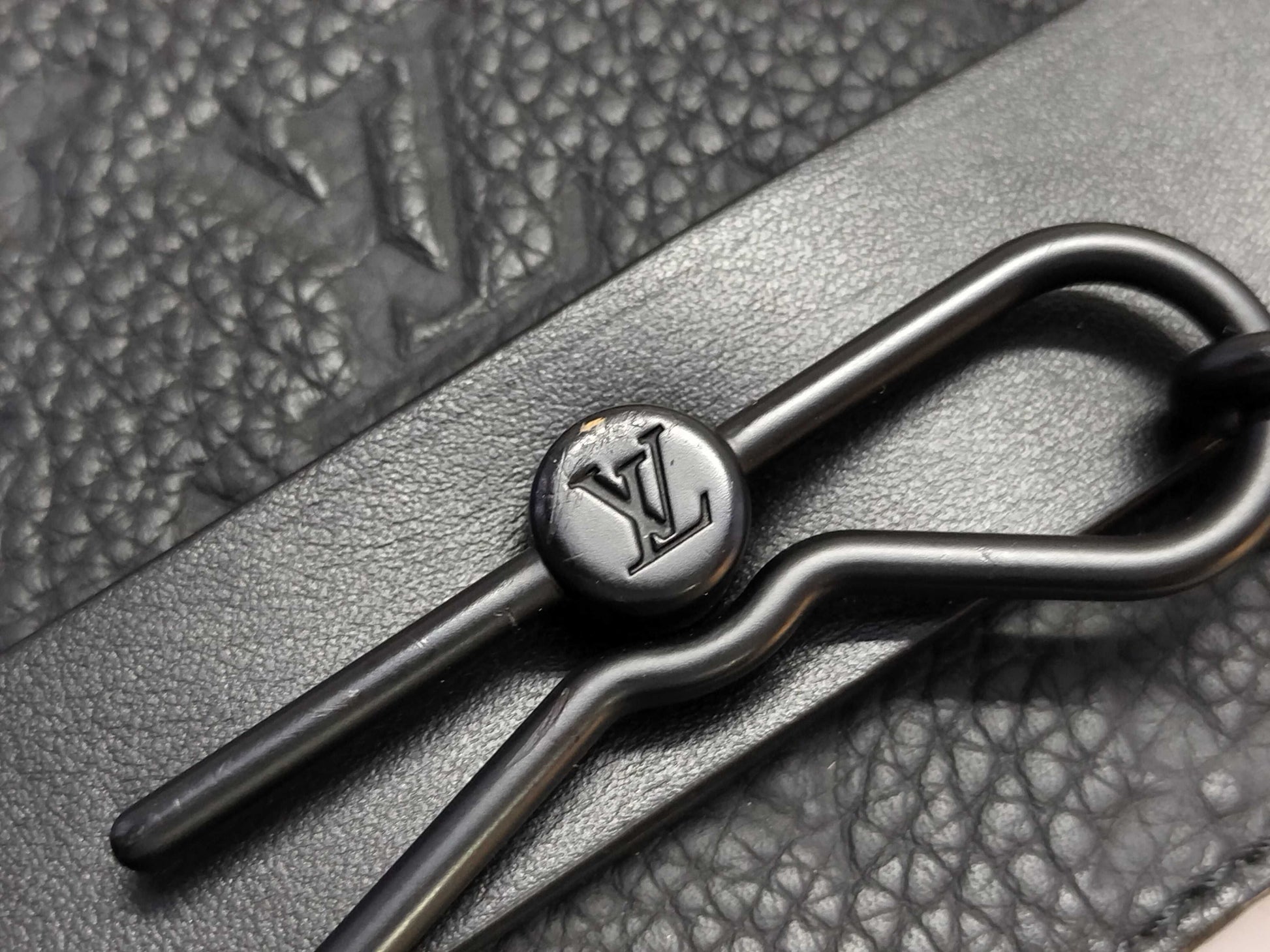 LOUIS VUITTON Monogram Empreinte Steamer Messenger Bag M57307 Monogram Empreinte Black Shoulder Bag