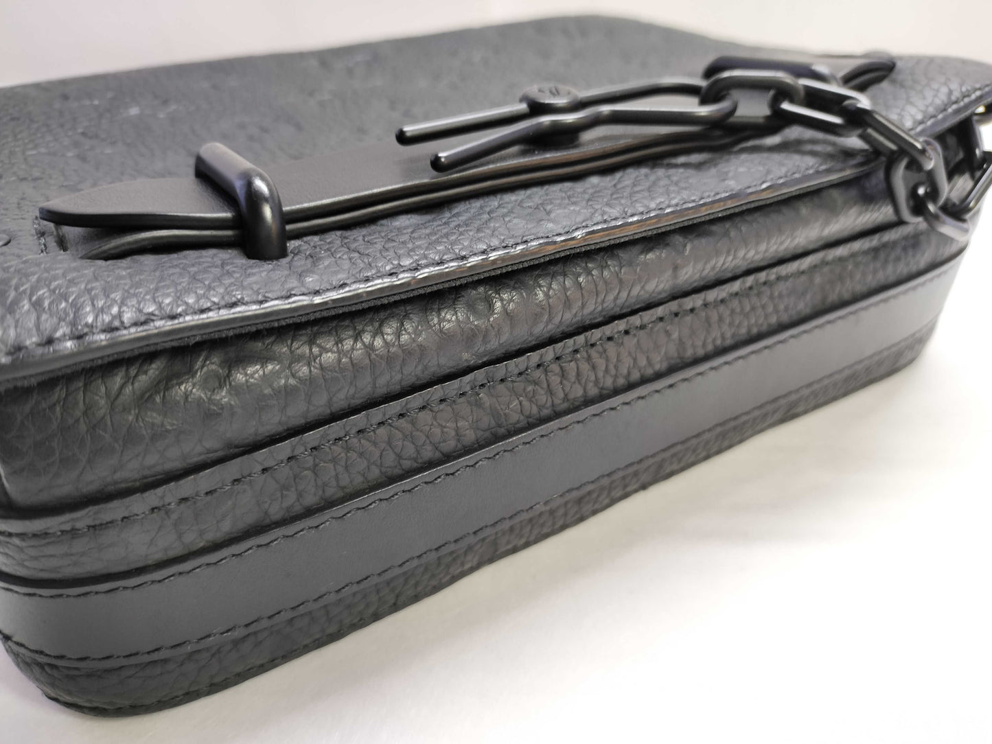 LOUIS VUITTON Monogram Empreinte Steamer Messenger Bag M57307 Monogram Empreinte Black Shoulder Bag