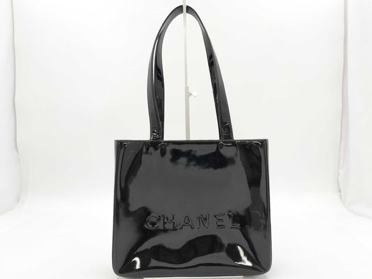 CHANEL Enamel Handbag with Logo Seal
