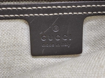 GUCCI GG Supreme Shoulder Bag