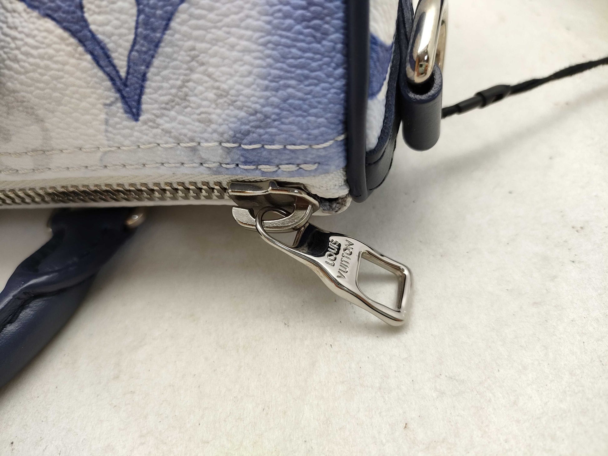 LOUIS VUITTON Louis Vuitton Keepall Shoulder Bag Handbag