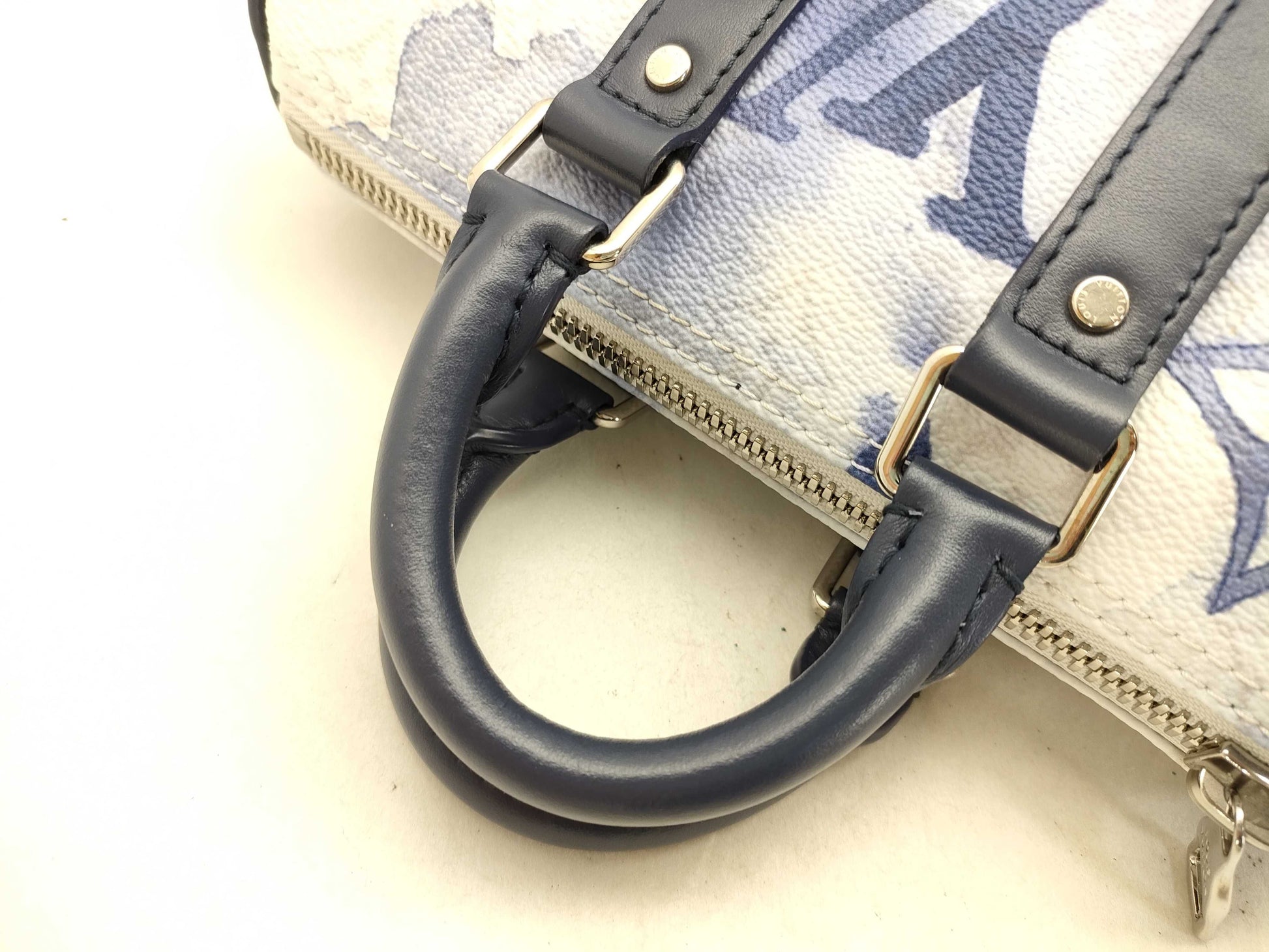 LOUIS VUITTON Louis Vuitton Keepall Shoulder Bag Handbag