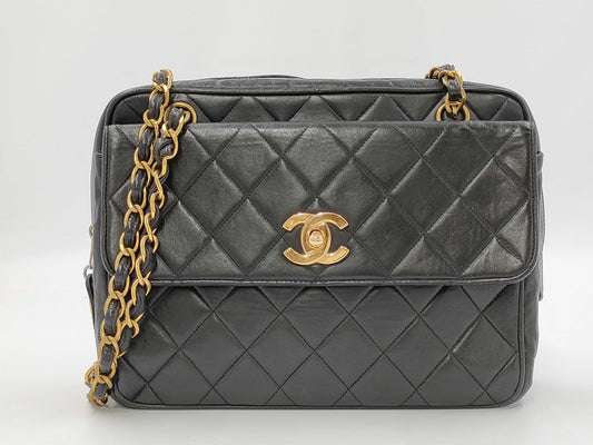 CHANEL Matelasse Shoulder Bag Shoulder Bag