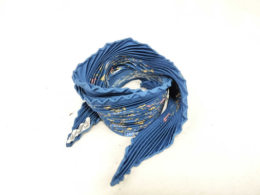 HERMES Carre Hermes Pleated Carre Scarf