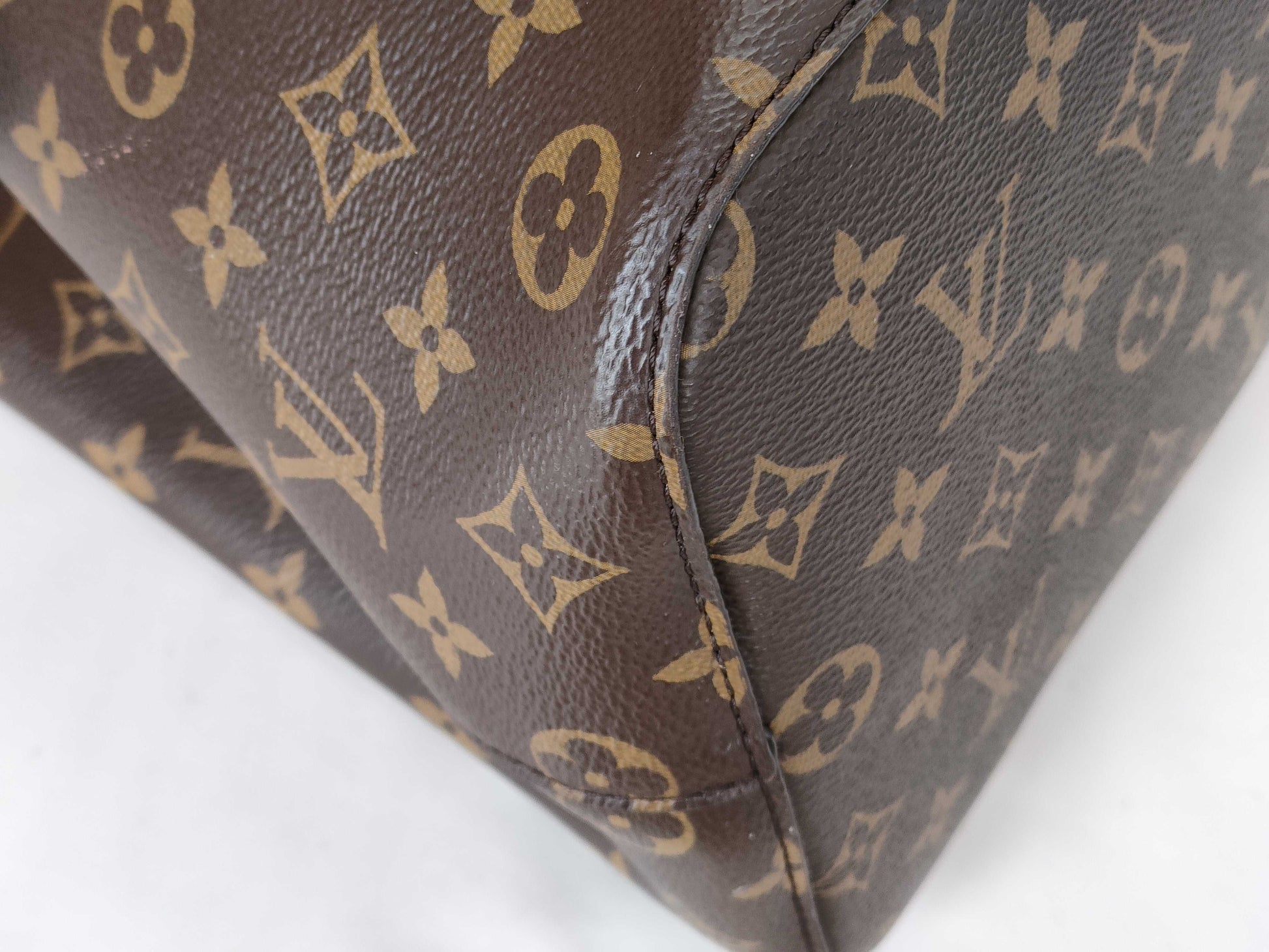 LOUIS VUITTON M 44021 Monogram LV Monogram NeoNoe Shoulder Bag