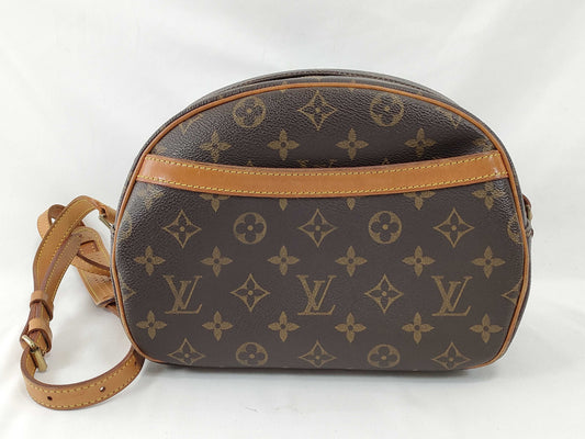 LOUIS VUITTON M 51221 Monogram LV Blois Shoulder Bag