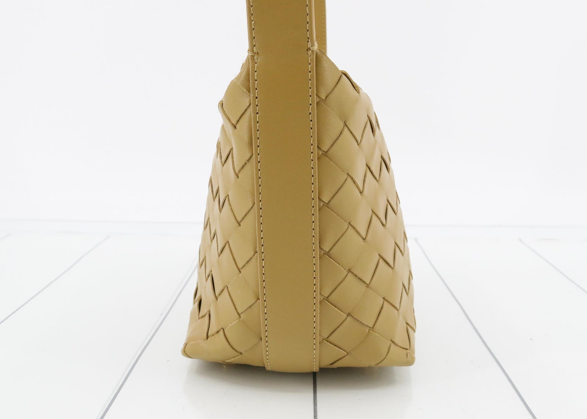 BOTTEGA VENETA Candy Wallace Handbag Handbag