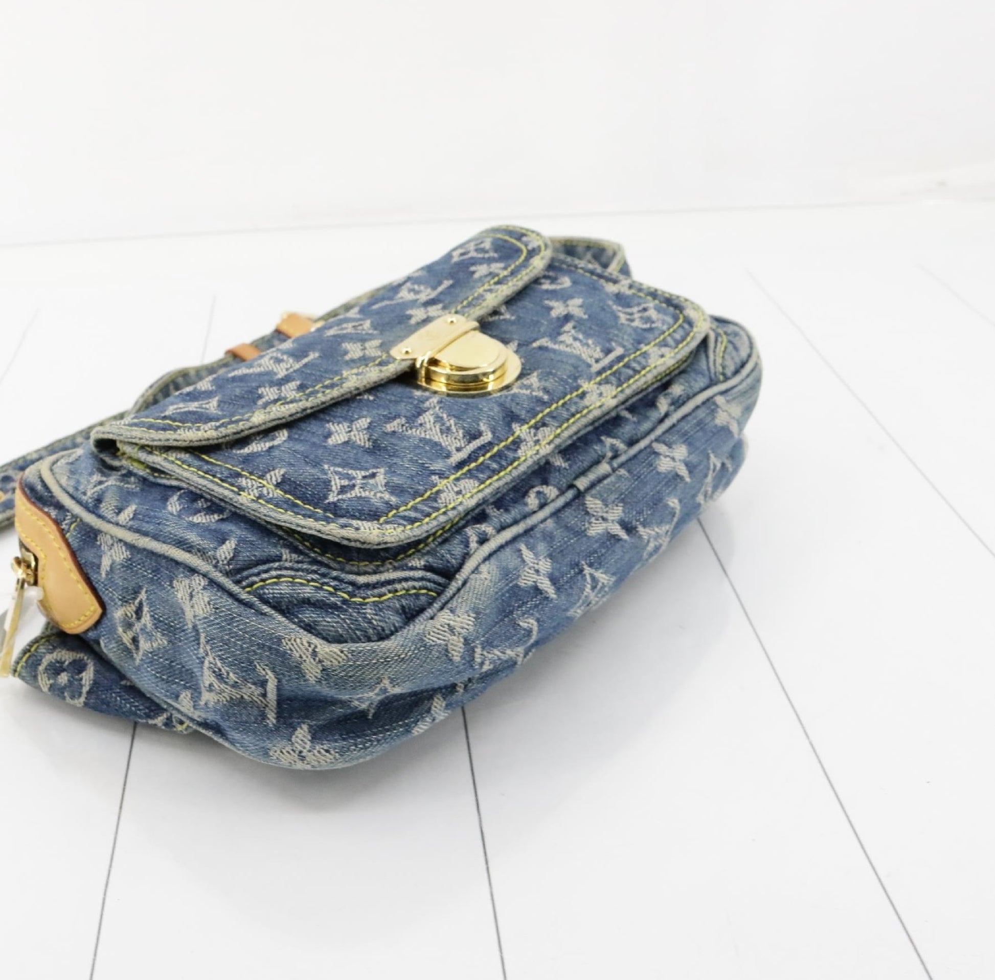LOUIS VUITTON Monogram Denim Bum Bag Blue M95347 SR1027 Waist Bag