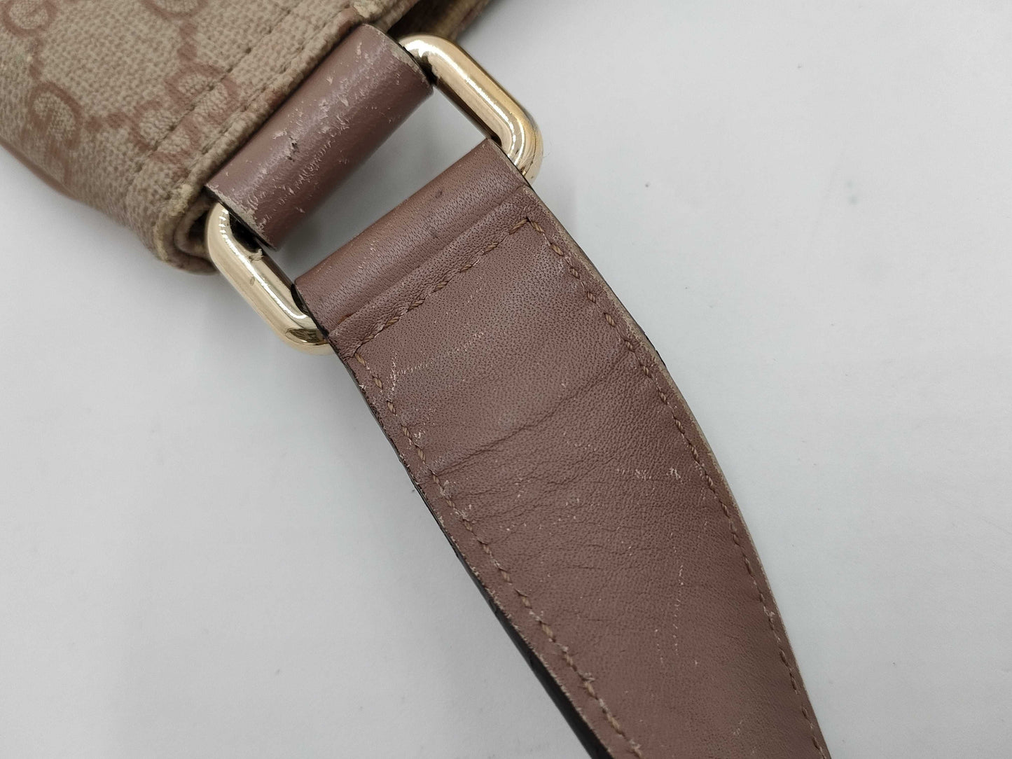 GUCCI GG Supreme Shoulder Bag