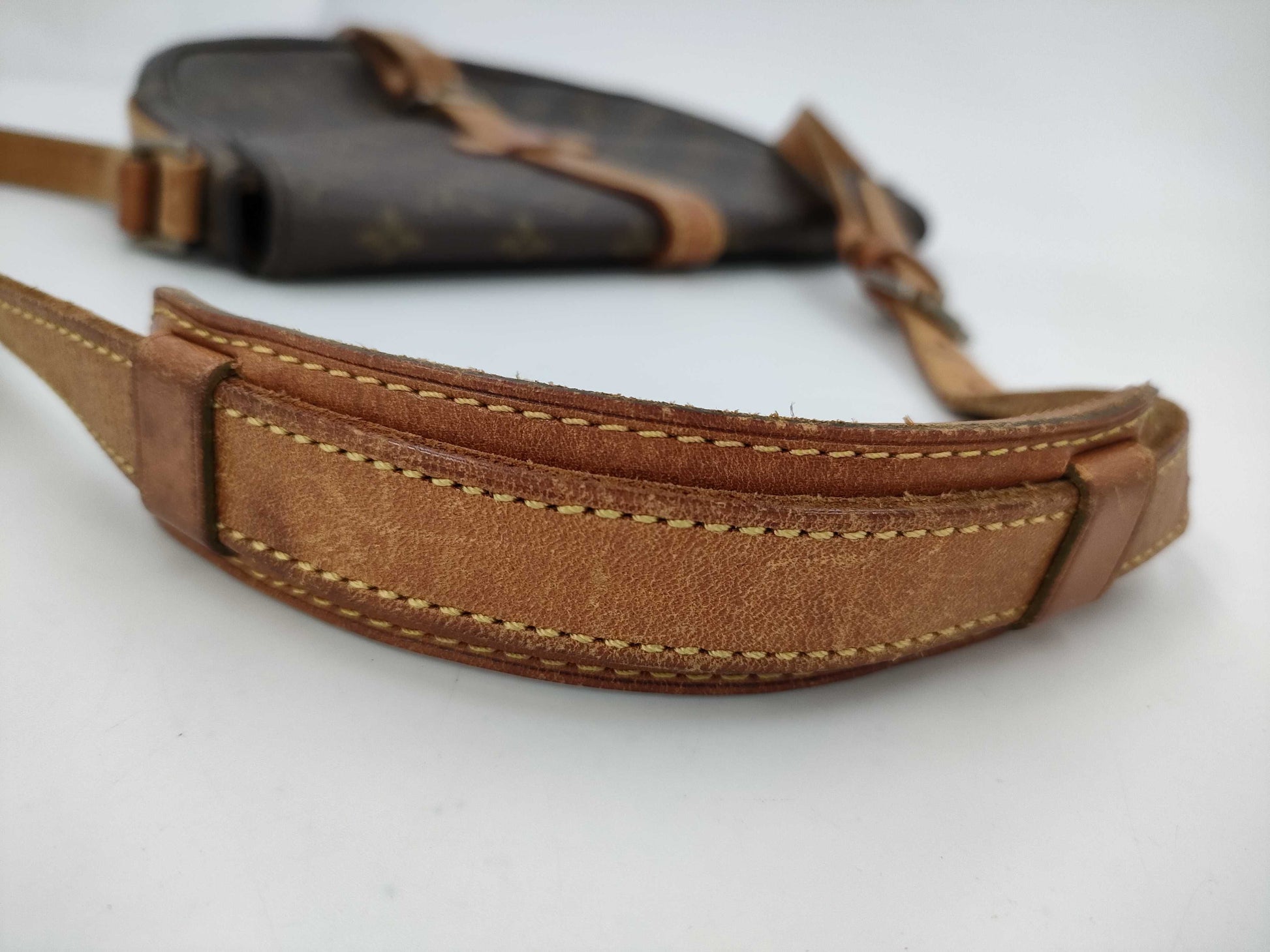 LOUIS VUITTON Chantilly Shoulder Bag