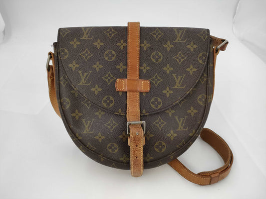 LOUIS VUITTON Chantilly Shoulder Bag