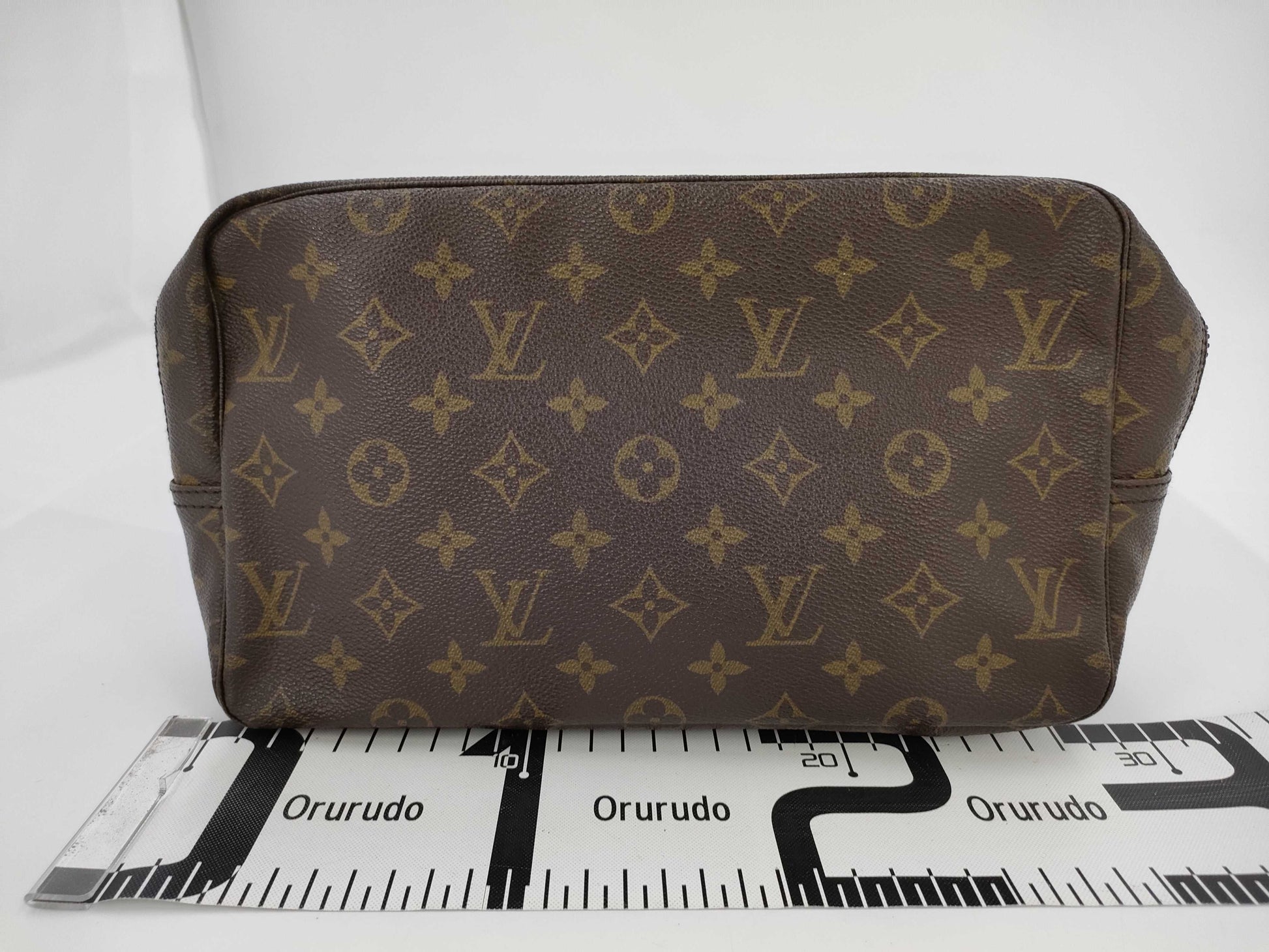 LOUIS VUITTON Monogram True Toilet Second Bag Bag