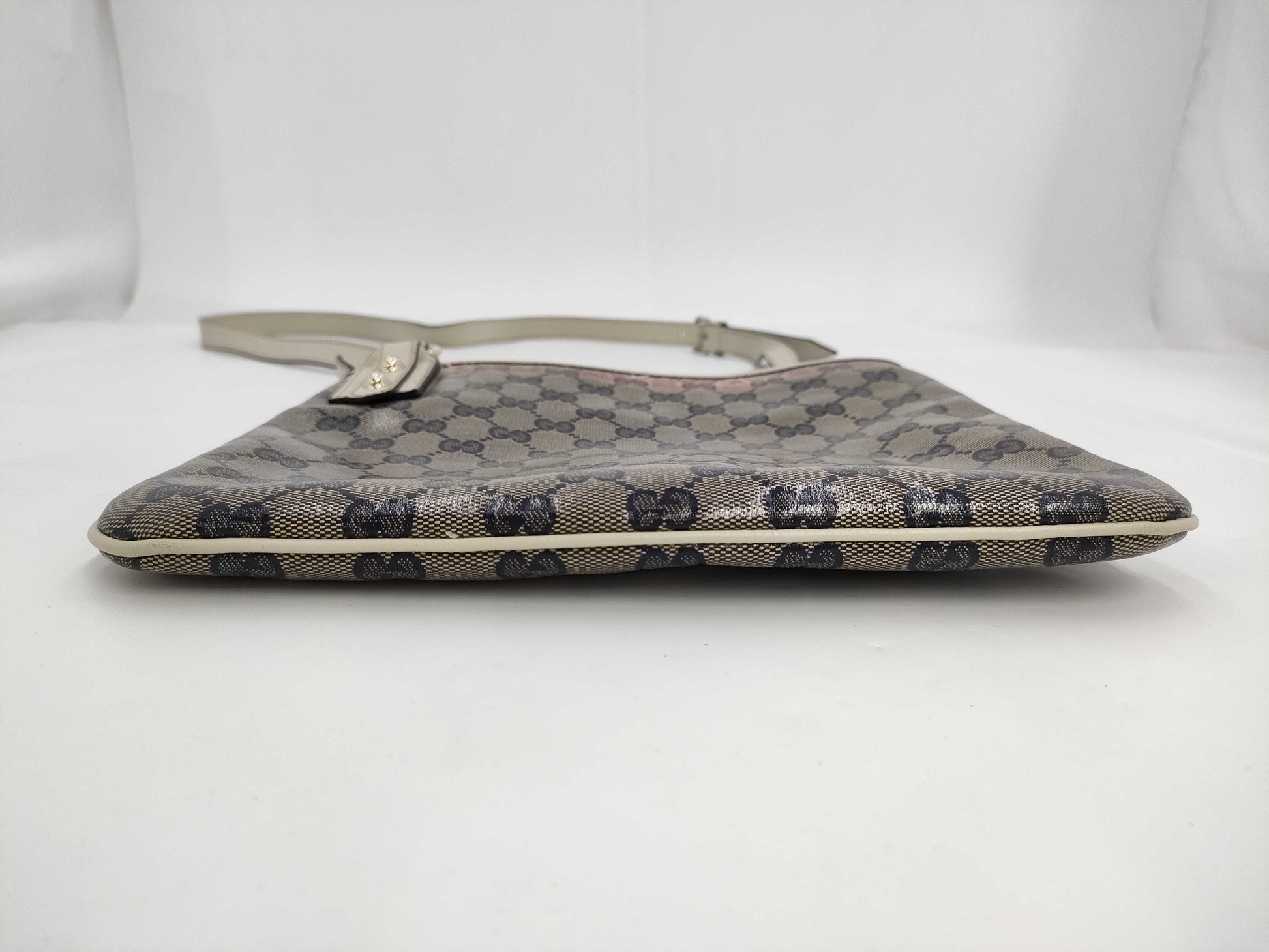 GUCCI GG Supreme 257246 Shoulder Bag