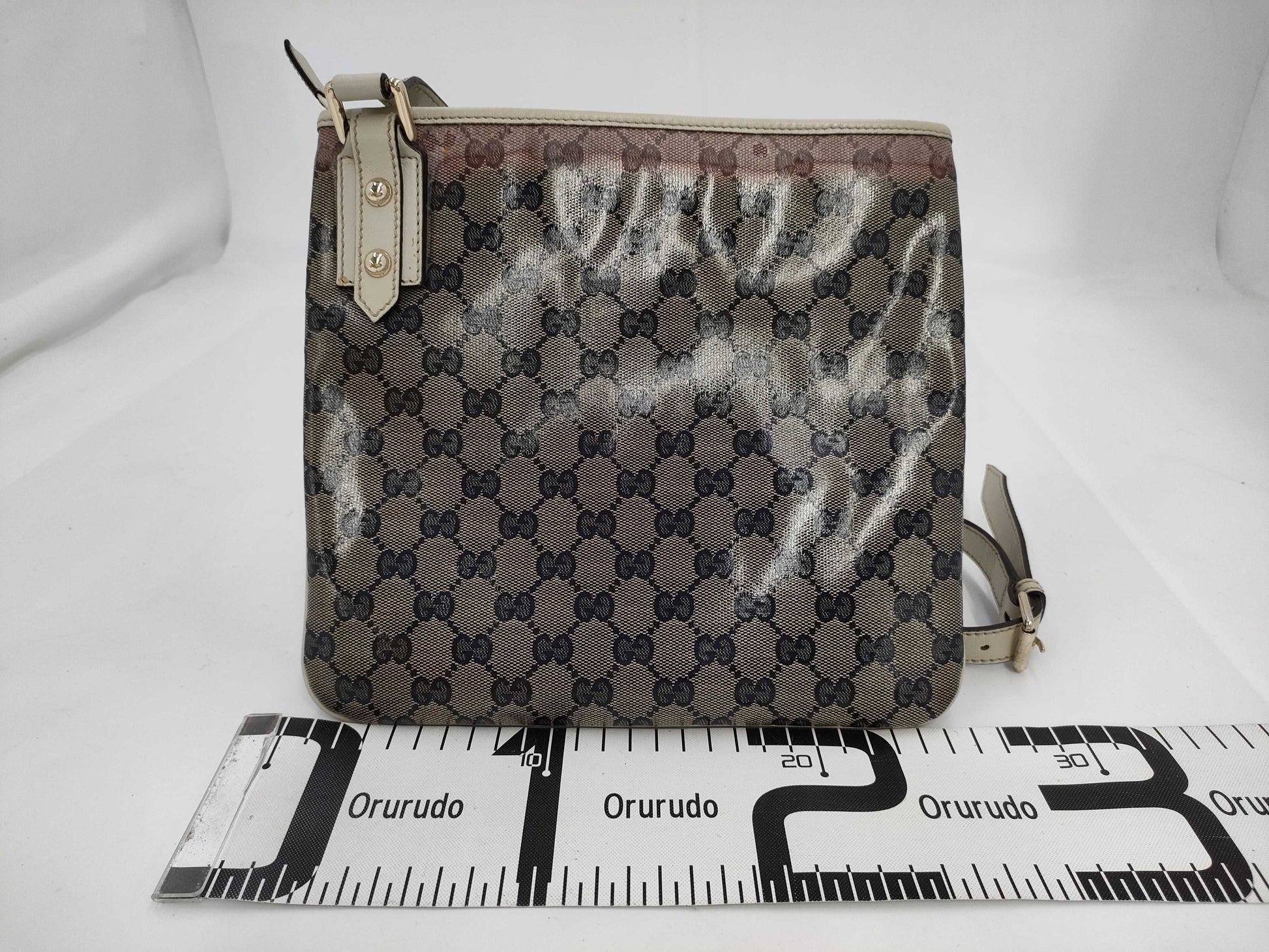 GUCCI GG Supreme 257246 Shoulder Bag