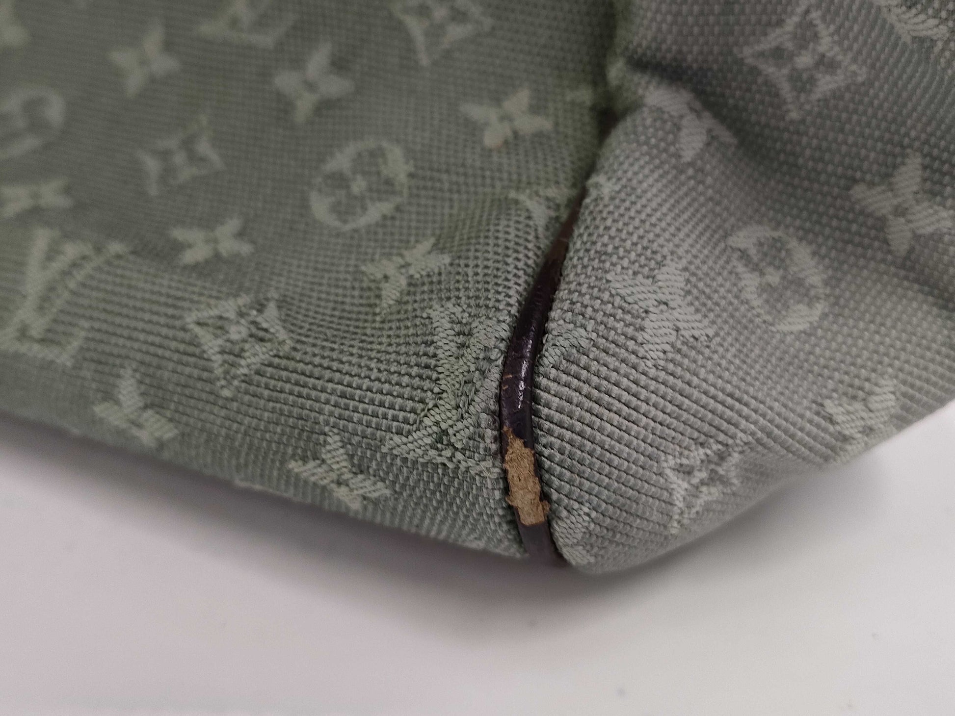 LOUIS VUITTON Monogram Mini Handbag