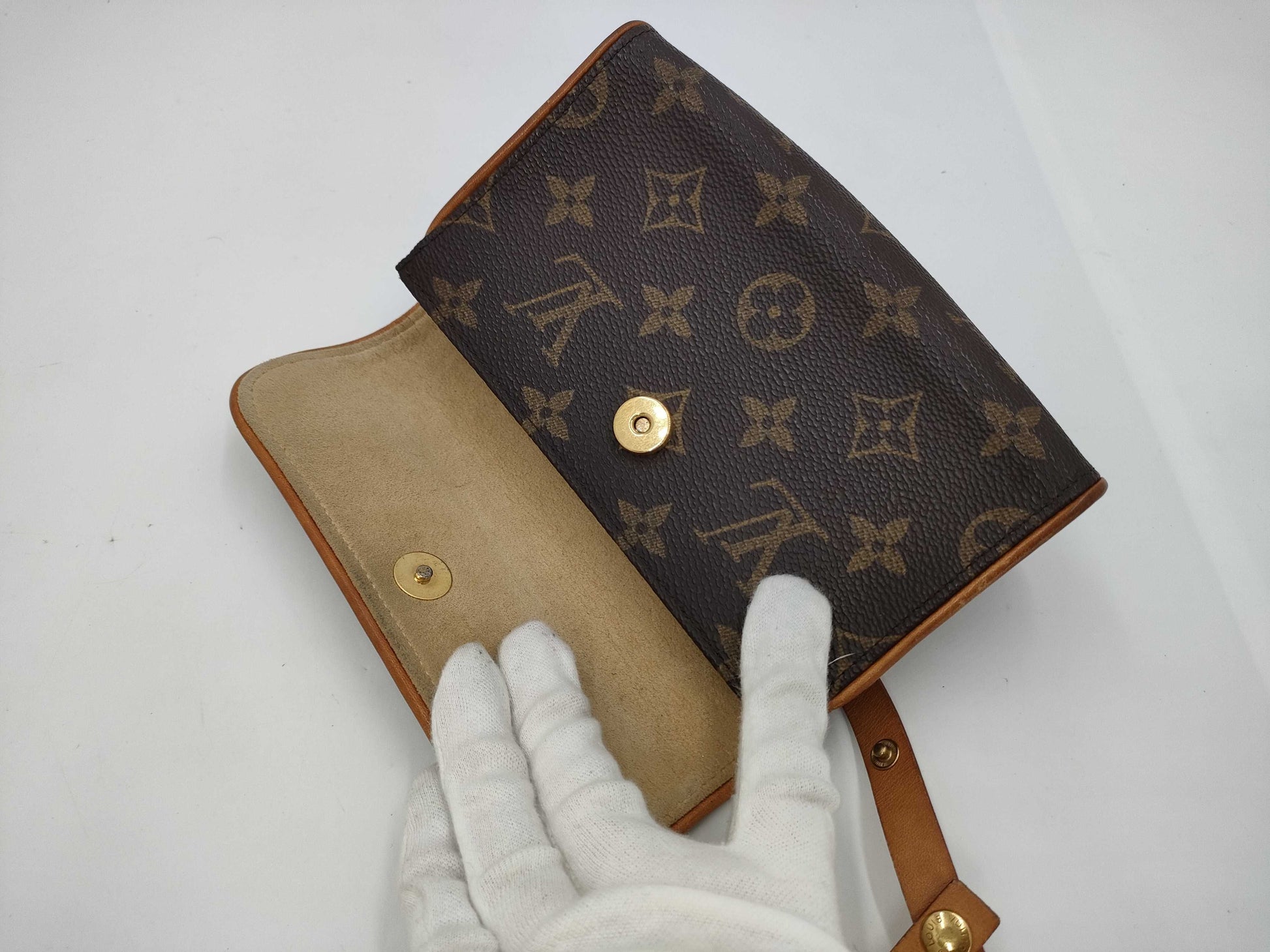 LOUIS VUITTON Pochette Twin Shoulder Bag