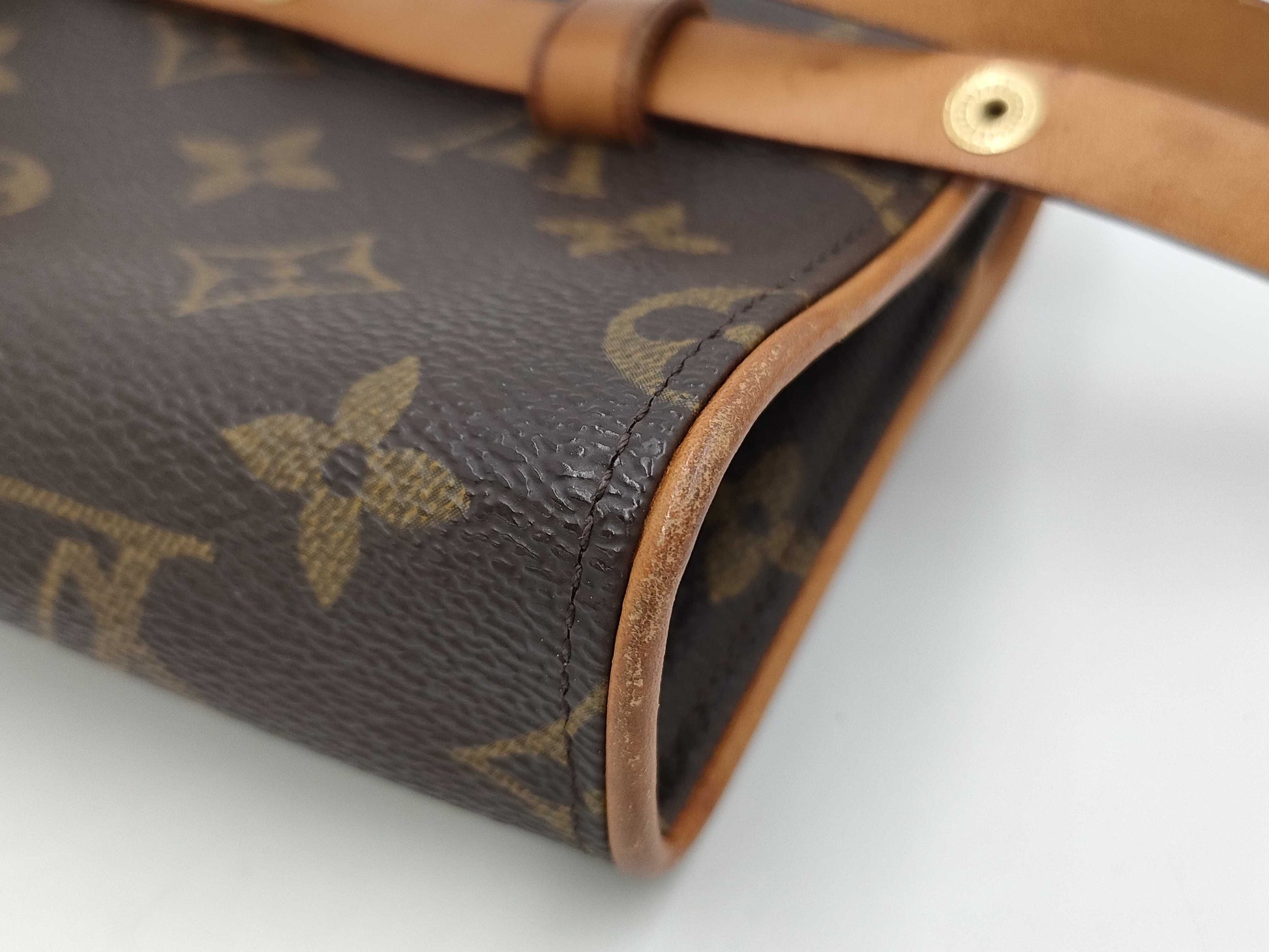 LOUIS VUITTON Pochette Twin Shoulder Bag
