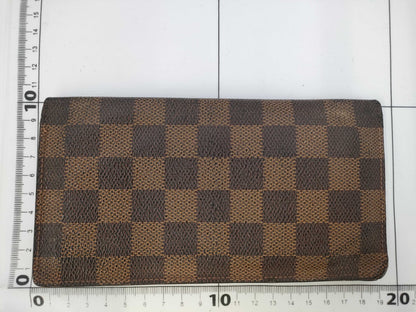 LOUIS VUITTON Damier Wallet Billfold