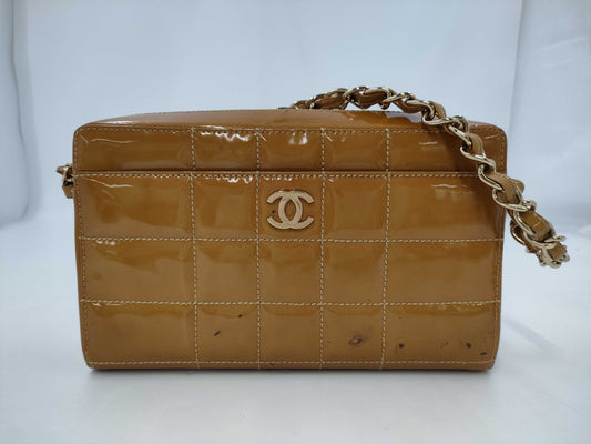 CHANEL Chocobar Shoulder Bag