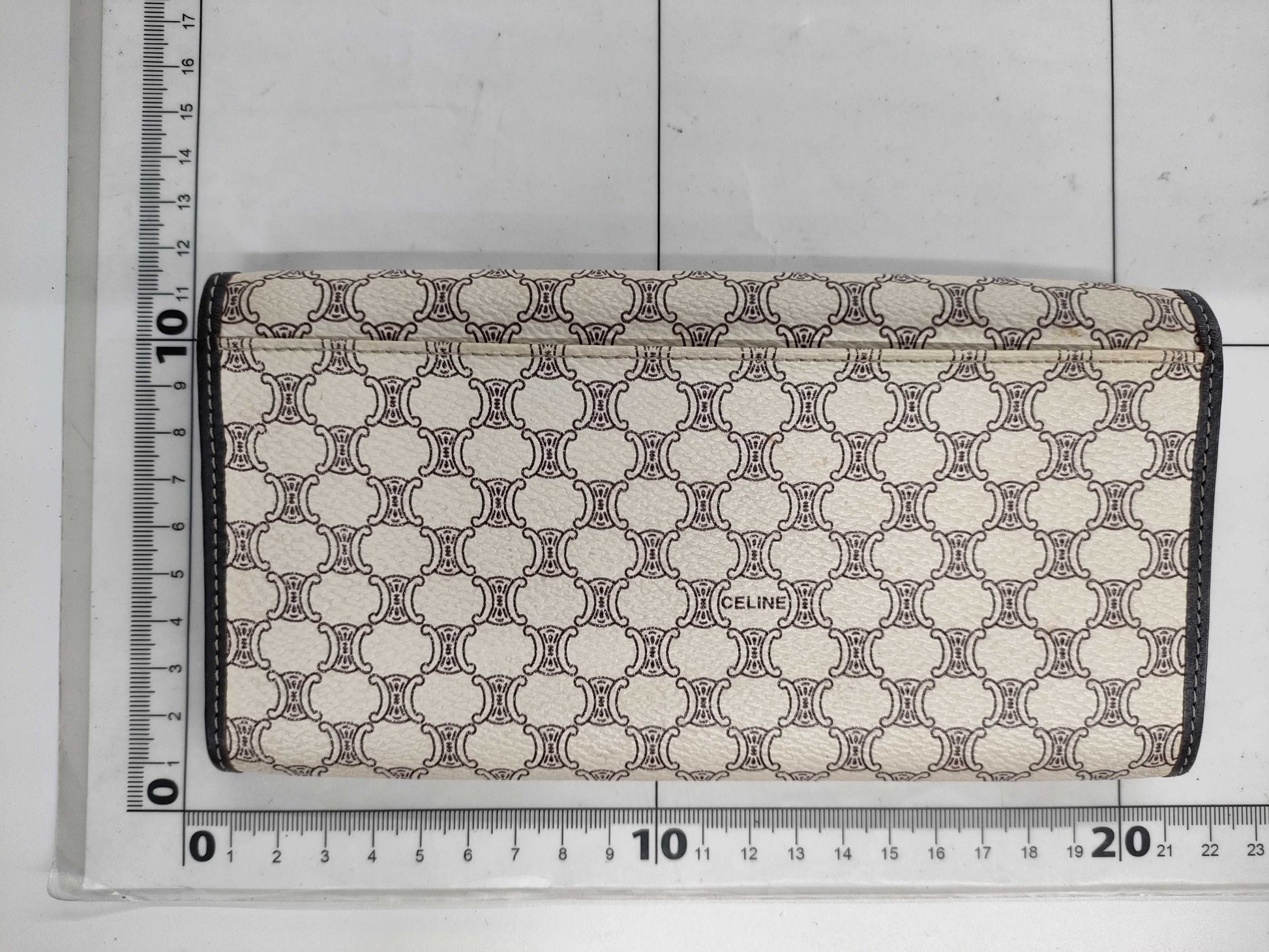 CELINE Wallet