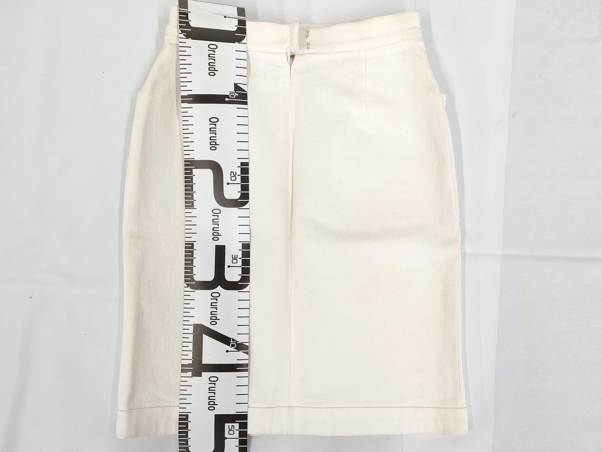 CHANEL Tight Skirt Size 40 Skirt