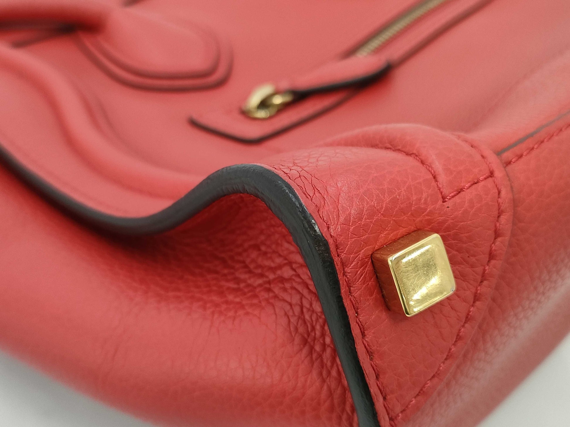 CELINE Luggage Handbag