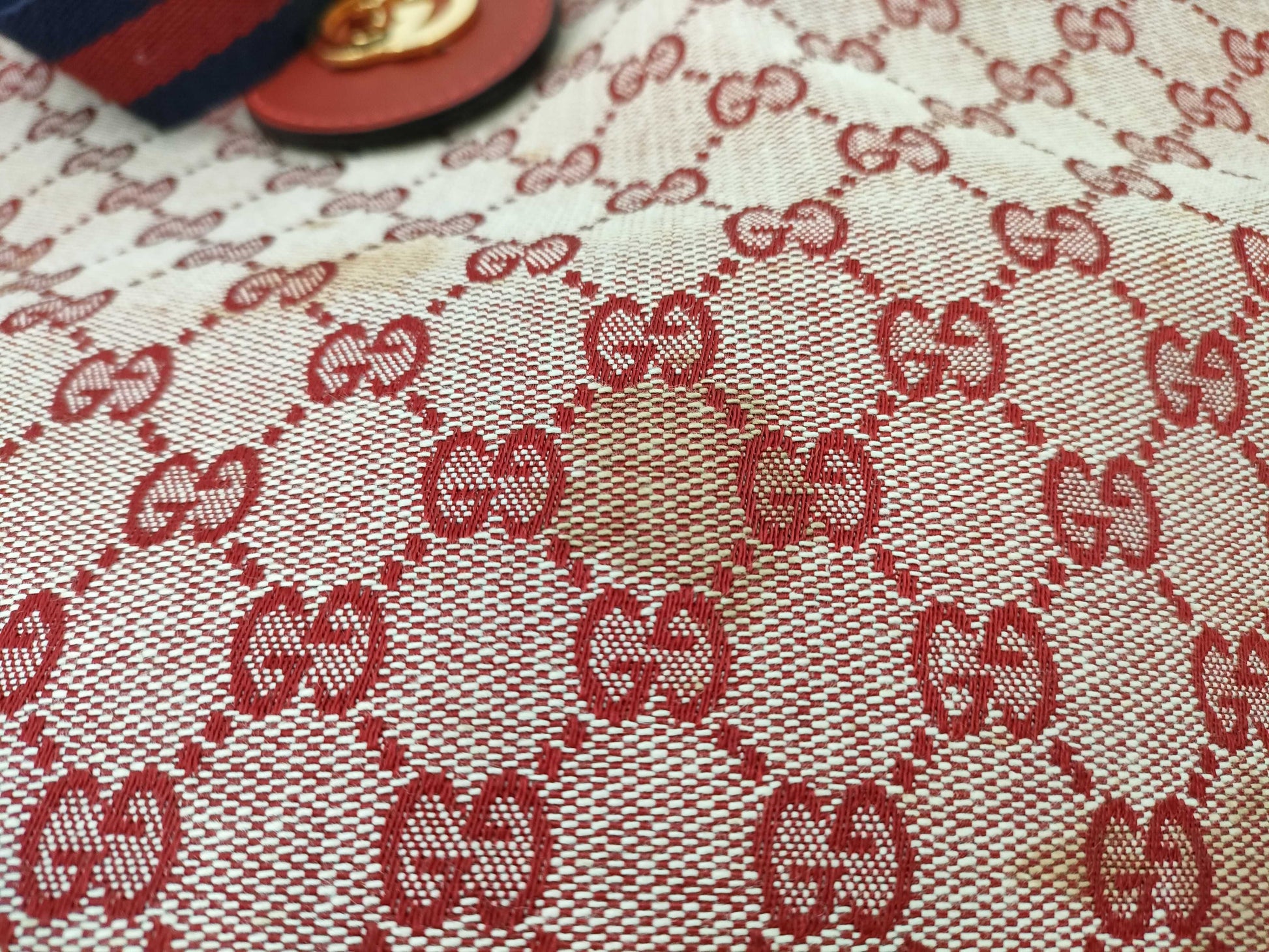 GUCCI GG Canvas Tote Bag