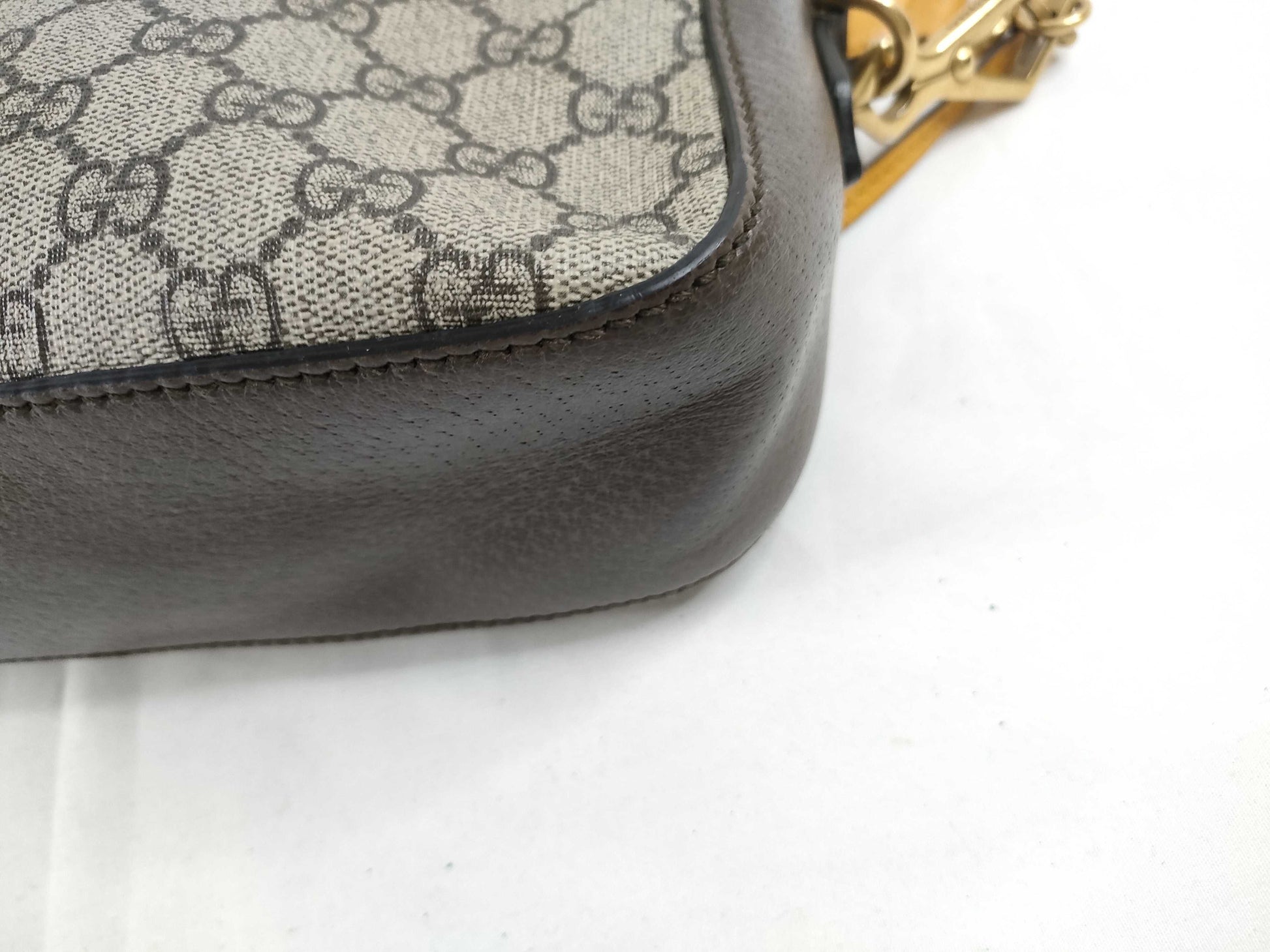 GUCCI GG Canvas Shoulder Bag GUCCI GG Canvas Shoulder Bag