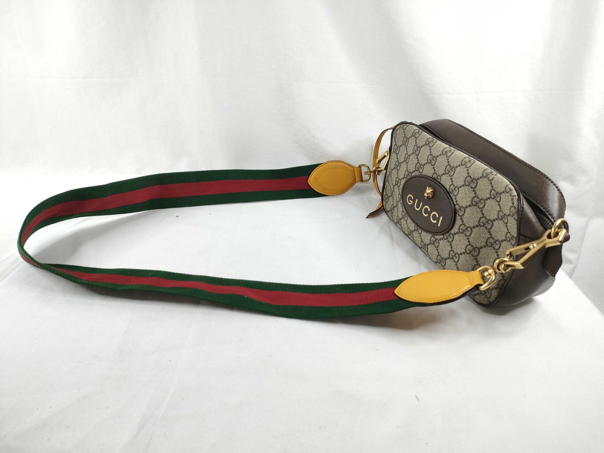 GUCCI GG Canvas Shoulder Bag GUCCI GG Canvas Shoulder Bag