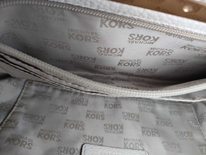 Michael Kors Michael Kors Pouch Leather Pouch